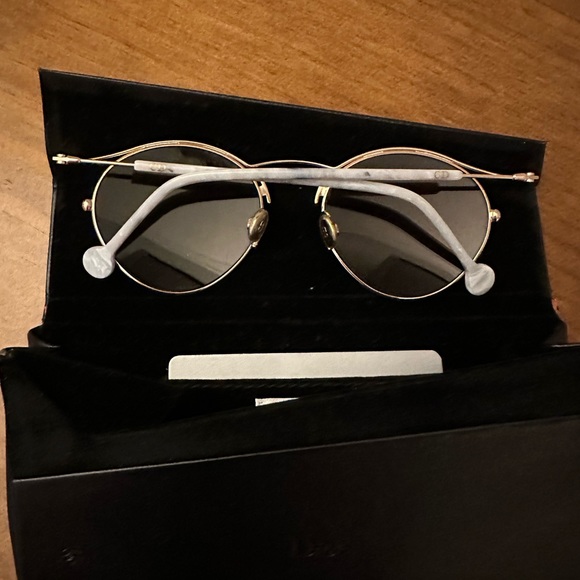 Christian Dior Origins 1 Sunglasses-Rose Gold Frame | Rose Gold Mirrored Lenses - Picture 4 of 8